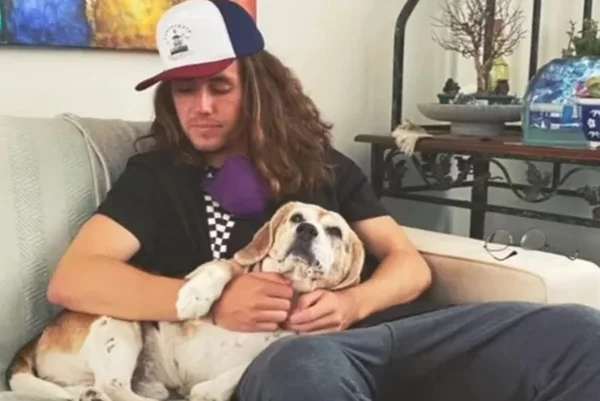 Vitor Kley lamenta morte de pet no dia do seu aniversário