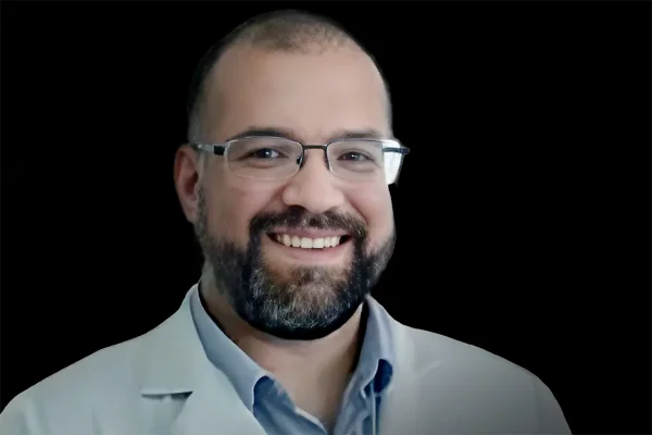 foto colorida do médico Perseu Ribeiro de Almeida, 33 anos, morto no Rio de Janeiro - Metrópoles