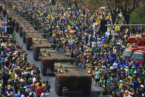 7 de Setembro em imagens: confira fotos e vídeos do dia na Esplanada