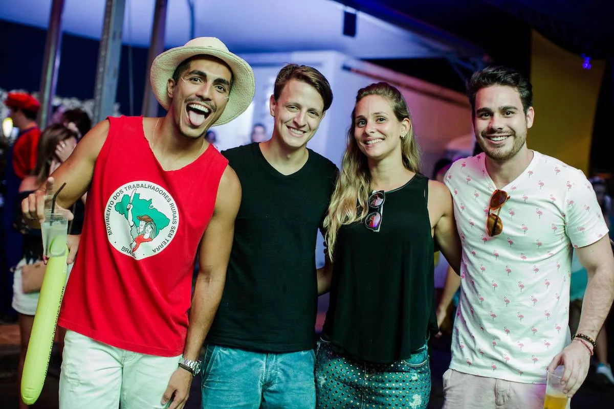 Pedro Moncaio, Matheus Fonseca, Flavia Fontura e Henrique Migras Pedro Moncaio, Matheus Fonseca, Flavia Fontura e Henrique Migras