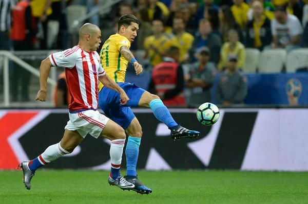 Brasil bate Paraguai por 3 a 0 e se classifica para a Copa de 2018