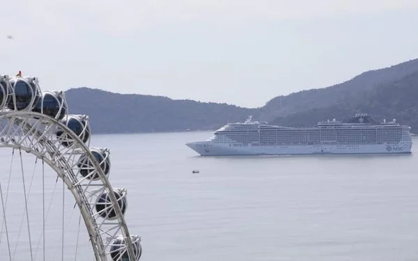Navio foi barrado em Balneário Camboriú