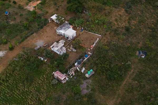 Tiros e ameaças: PF investiga grileiros em área que abriga Mesa de JK