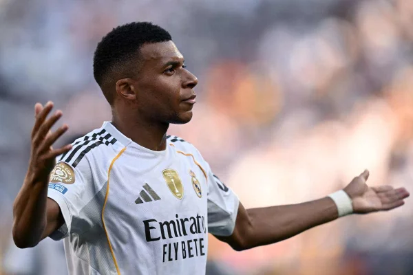 Mbappé, do Real Madrid, reencontra o PSG em semi do Mundial de Clubes