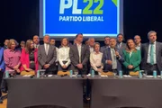 Flávio Bolsonaro define nome para vice em chapa à Presidência