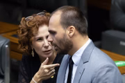 Carla Zambelli e Eduardo Bolsonaro