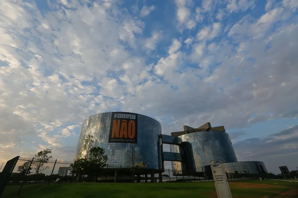 Campanha de combate a corrupção alcança 1,25 milhão de assinaturas