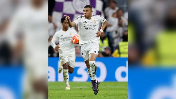 Imagem colorida de Mbappé - Metrópoles