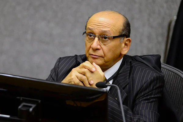 Desembargador Olindo Menezes