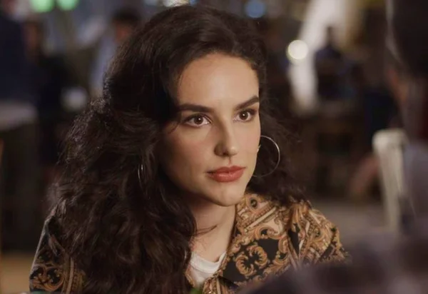 Kéfera afirma que foi ameaçada de estupro coletivo durante as eleições