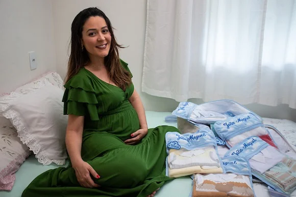 Mãe solo: a opção por gravidez independente e inseminação artificial