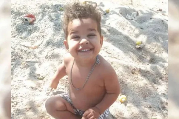 criança atropelada por ônibus escolar em goiás