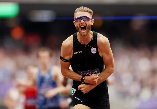 Josh Kerr quebra recorde mundial que durava 27 anos no atletismo - destaque galeria Josh Kerr quebra recorde mundial que durava 27 anos no atletismo - destaque galeria