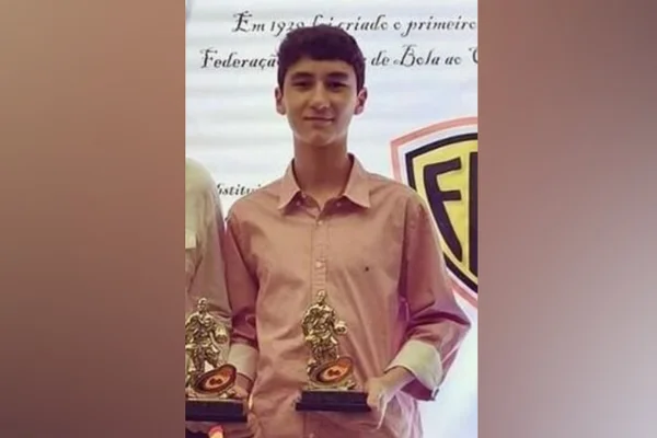 Artur Bandiera Sálvio, de 15 anos, fazia intercâmbio em Cumberland, no estado de Maryland, nos Estados Unidos