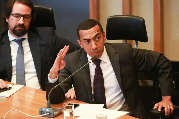 Santana: querem transformar vazamentos em “cenário de conspiração”