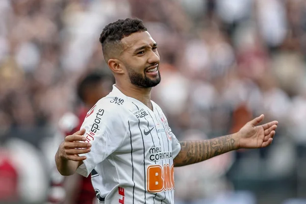 Corinthians está próximo de acertar venda de Clayson para o Bahia