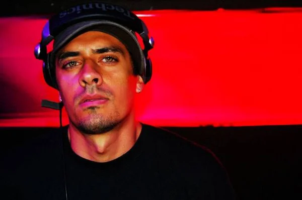 DJ A disputa pela terceira vez a etapa nacional do Red Bull Thre3Style