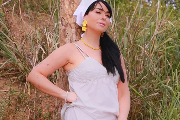 Luciana Picorelli se inspira em lavadeiras para ensaio fotográfico - Metrópoles