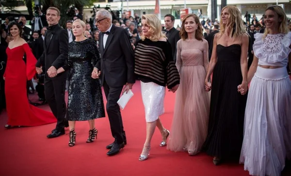 Cannes: Téchiné é reverenciado ao lado de grandes atrizes da França