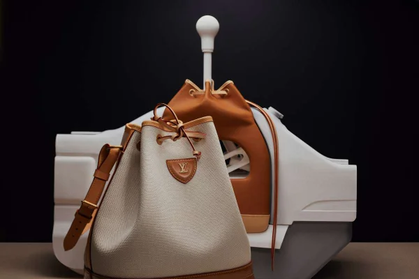 Louis Vuitton une alta moda e automobilismo em Porsche 911 - destaque galeria Louis Vuitton une alta moda e automobilismo em Porsche 911 - destaque galeria