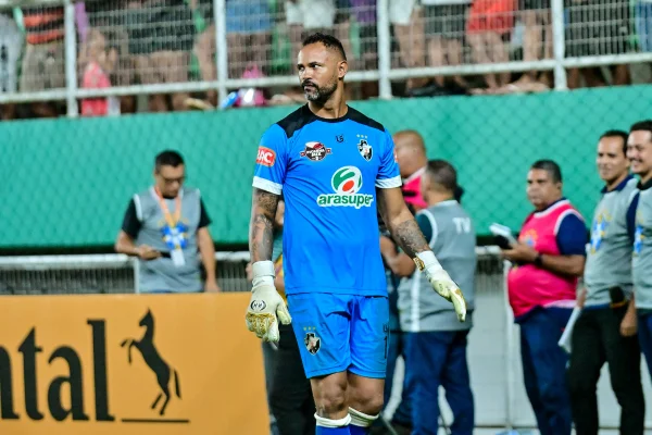 Imagem colorida do Goleiro Bruno