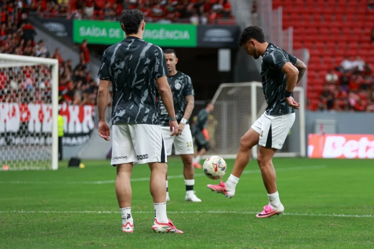 Lorran vira o placar para o Flamengo contra Olimpia. Acompanhe - imagem 10 Lorran vira o placar para o Flamengo contra Olimpia. Acompanhe - imagem 10