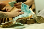 Os principais alvos da operação são grupos empresariais que movimentaram cerca de R$ 1 bilhão nos últimos quatro anos Os principais alvos da operação são grupos empresariais que movimentaram cerca de R$ 1 bilhão nos últimos quatro anos