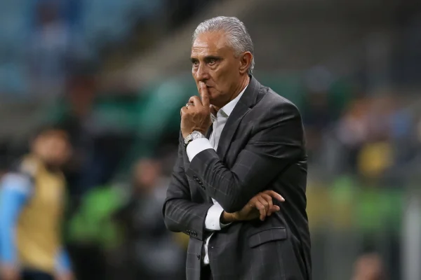 Imagem colorida do técnico do Flamengo, Tite- Metrópoles