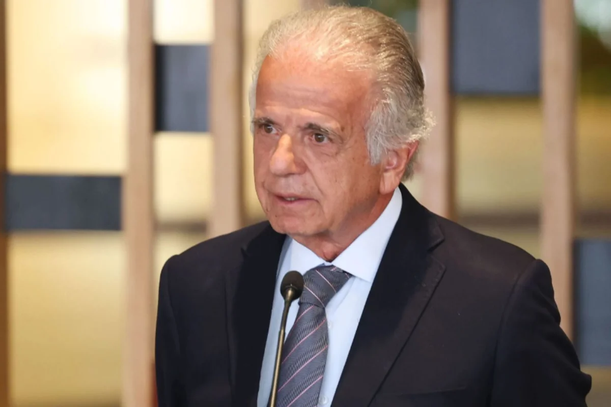 Múcio diz que Brasil investirá em drones para proteger fronteiras
