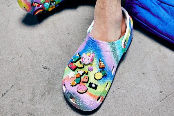 Crocs - Capa
