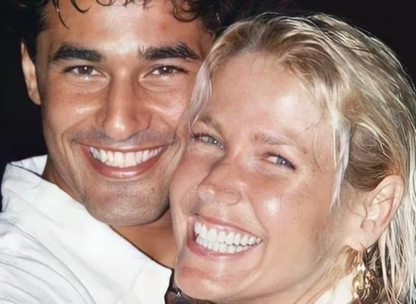Foto colorida de Xuxa e Luciano Szafir - Metrópoles