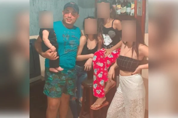 vitima com a família