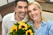Edu Guedes e Ana Hickmann posam nos bastidores do programa Edu Guedes e Ana Hickmann posam nos bastidores do programa