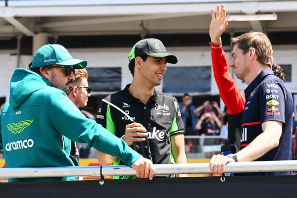 Bortoleto quer parceria com Verstappen e Alonso. Entenda