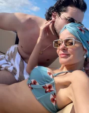 Maiara e Felipe Cavalliere posam em clima de romance para as redes sociais