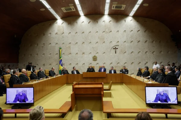 Posse de Cristiano Zanin como ministro do STF movimentos negros pedem vaga - Metrópoles