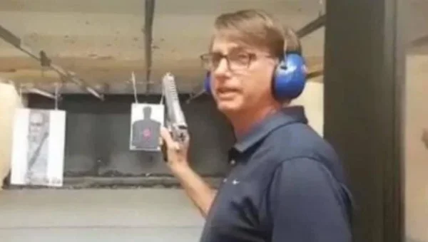 Governo zera imposto de importação sobre revólveres e pistolas