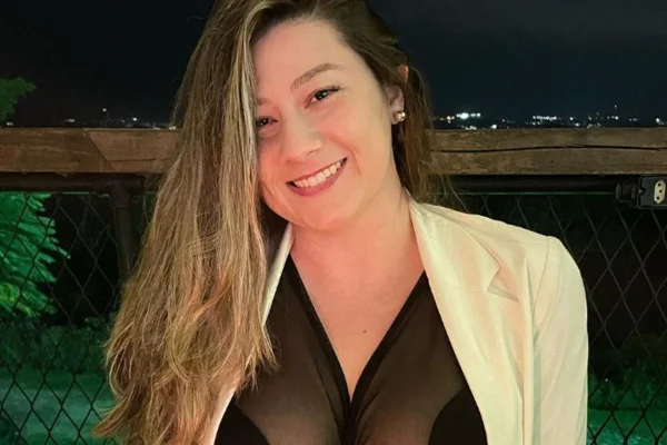 Foto colorida de Bella Mantovani - Metrópoles