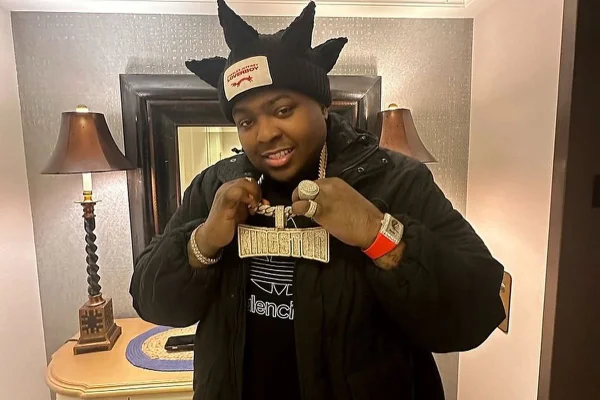 Foto colorida de Sean Kingston - Metrópoles