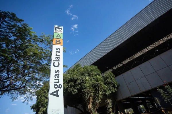 Metrô-DF / Metrópoles