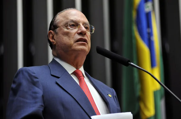 Acordo do MP de São Paulo com bancos no caso Maluf é aprovado