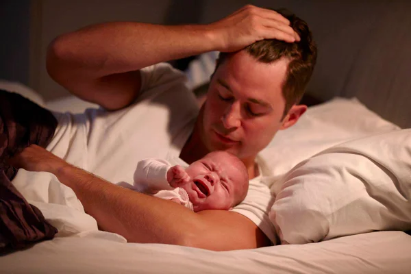 Saiba o que ajuda e o que atrapalha o sono do seu bebê