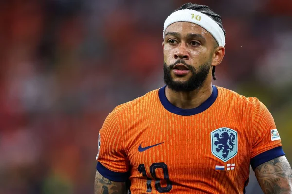 Imagem colorida de Depay
