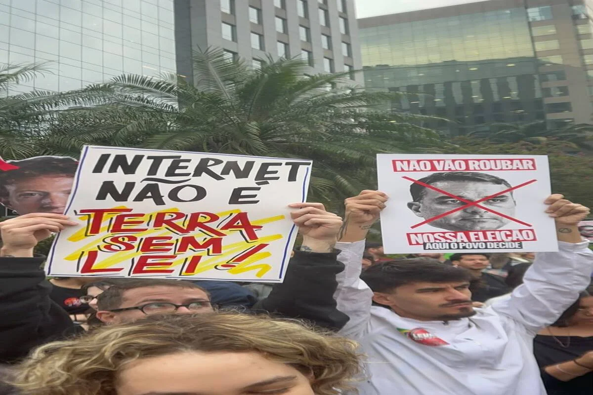 Ato em frente a sede da Meta em São Paulo Ato em frente a sede da Meta em São Paulo