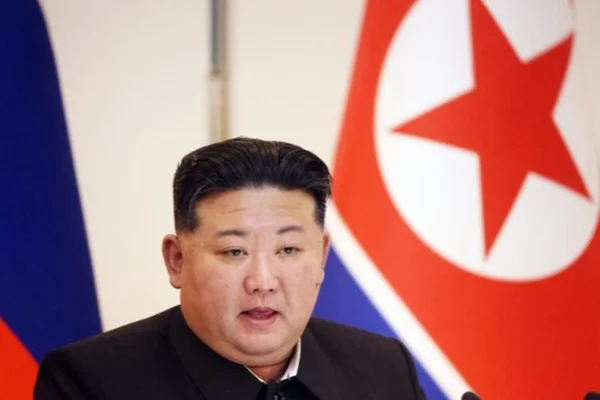 Imagem colorida do presidente da Coreia do Norte