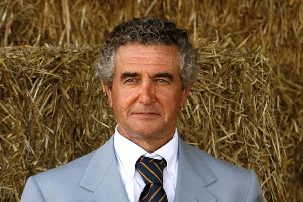 Aos 74, morre Carlo Benetton, um dos fundadores da marca italiana