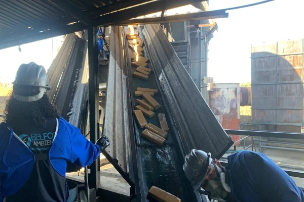Polícia Civil queima 4,2 toneladas de drogas apreendidas no DF