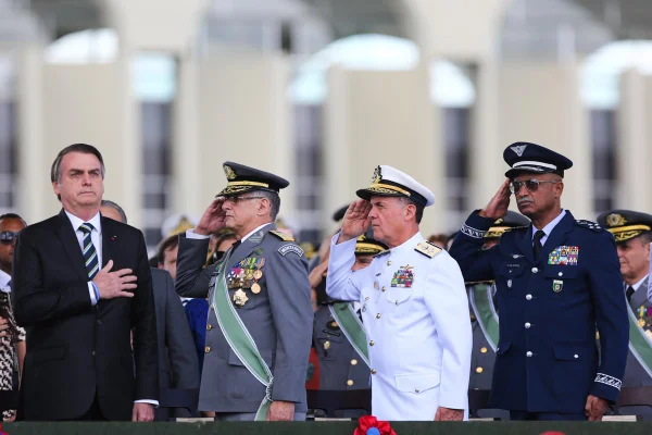 Análise: covardia do Exército fará do Brasil uma Venezuela