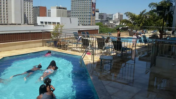 Donos do Hotel St. Peter vão processar GDF por causa de invasão