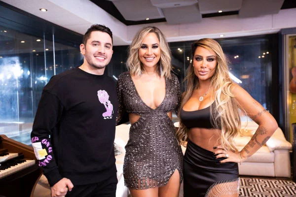 jonas esticado, rafaella e michelle andrade